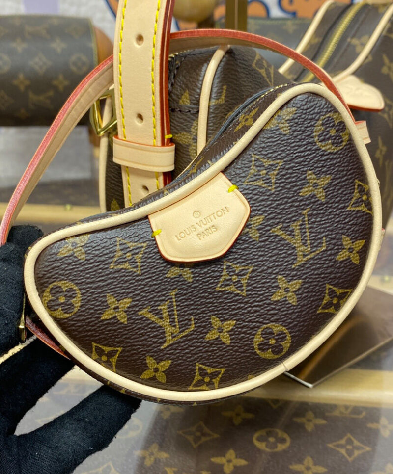 Louis Vuitton Croissant MM M46828 Brown
